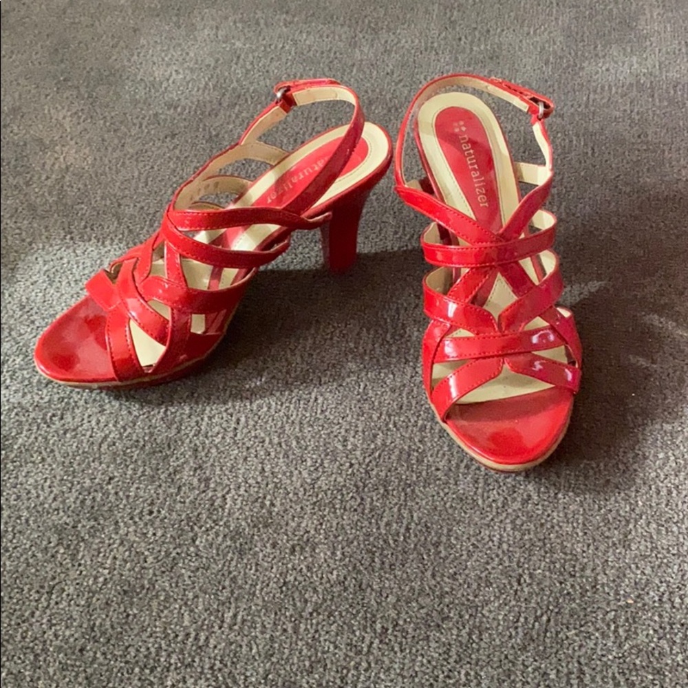 Ref heels